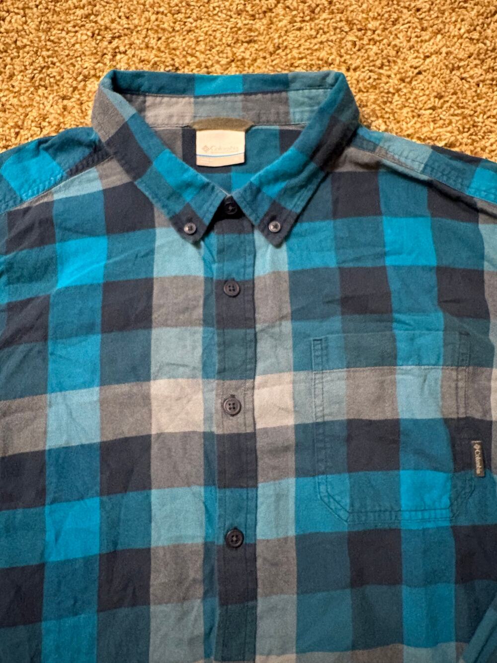 Columbia Sportswear Company Plaid Button Down Mens Size XL
